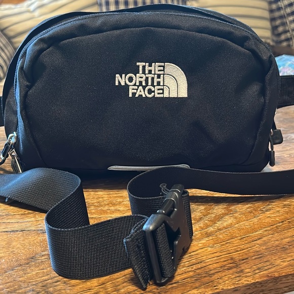 North Face Roo Waist Bag - Picture 2 of 7